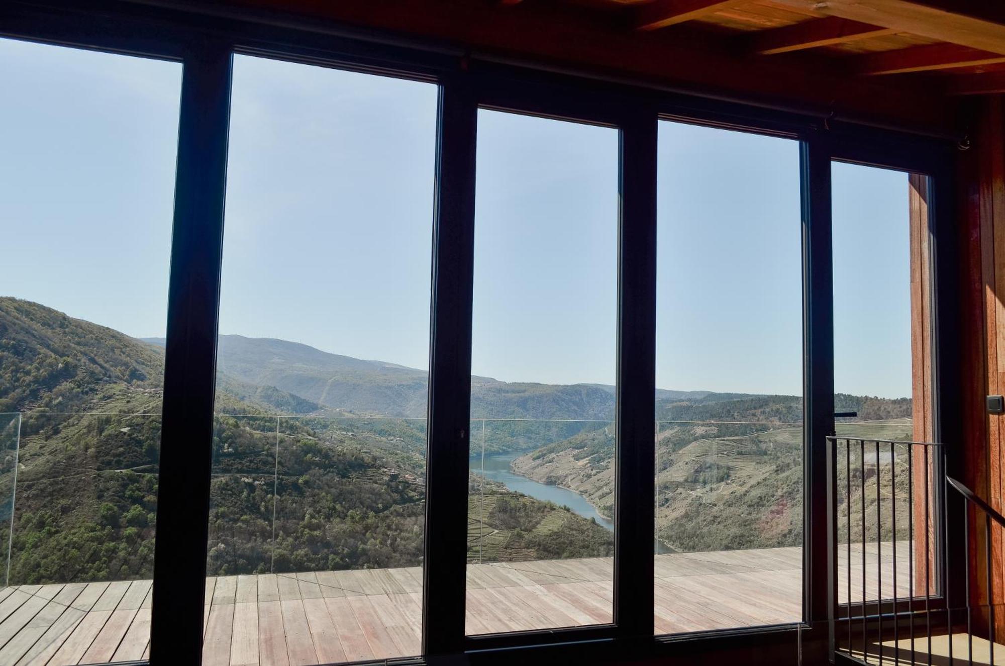 Гостевой дом Casinas Do Sil Кристосенде Экстерьер фото