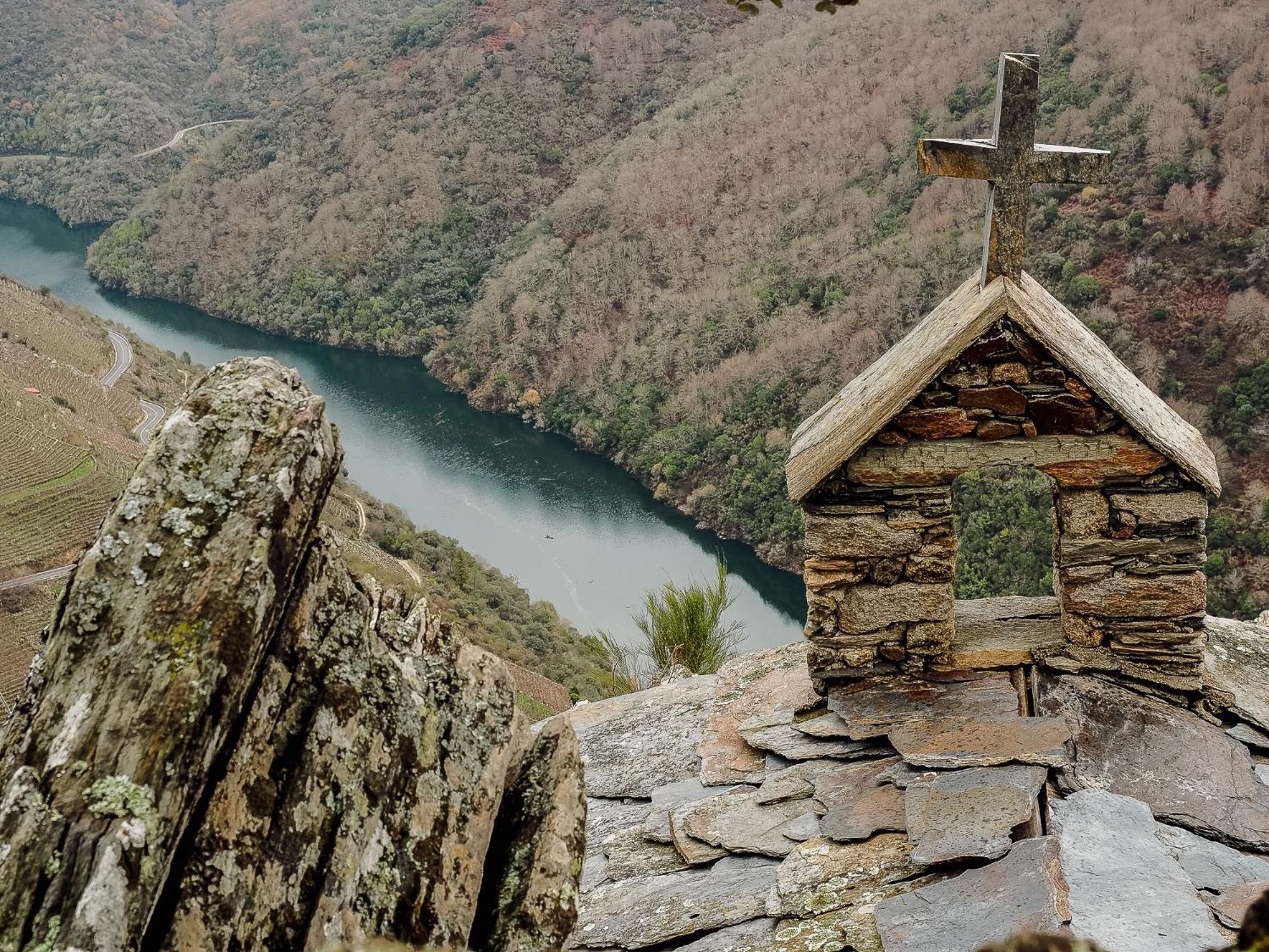 Гостевой дом Casinas Do Sil Кристосенде Экстерьер фото